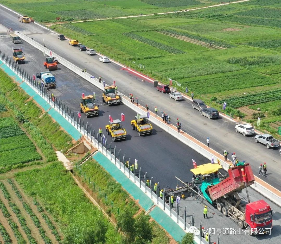 工地防暑降溫點(diǎn)，夏送清涼到一線